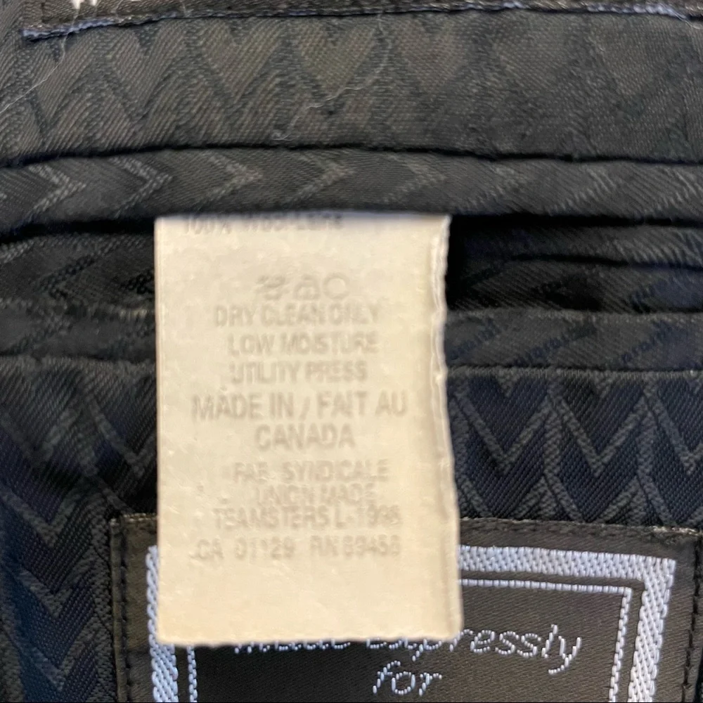Michael Michael Kors Pure New Wool Blazer.  Size 40R